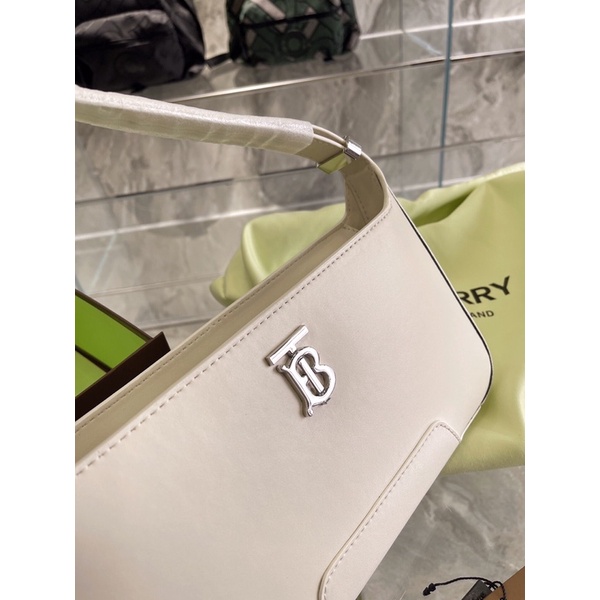 Túi xách nữ BURBERRY- da thật cao cấp Au nhập khẩu new fullbox