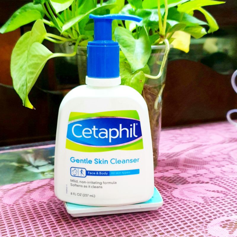 Sửa rửa mặt Cetaphil dịu nhẹ cho da mụn, nhạy cảm