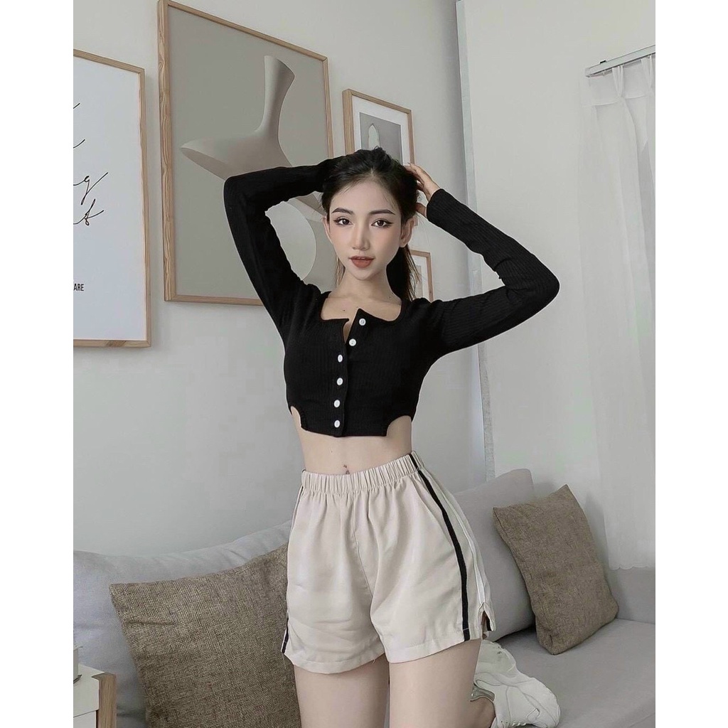 Áo kiểu croptop tay dài khoét eo phối hàng nút cực xinh , chất thun bozip mềm mịn ( ảnh thật )