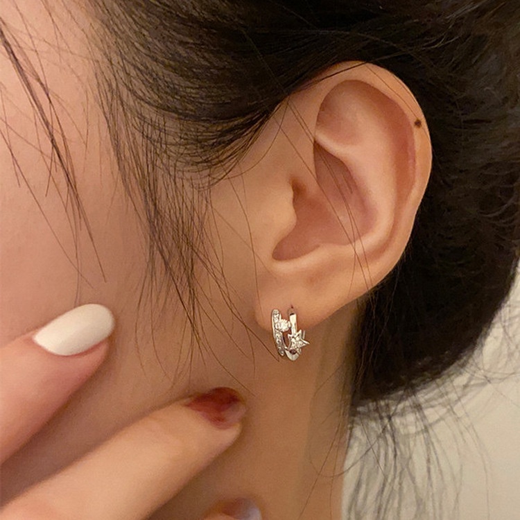 Bông Tai Hai Hàng Chữ C Đính Ngôi Sao Năm Cánh Thời Trang Hàn Quốc Cho Nữ