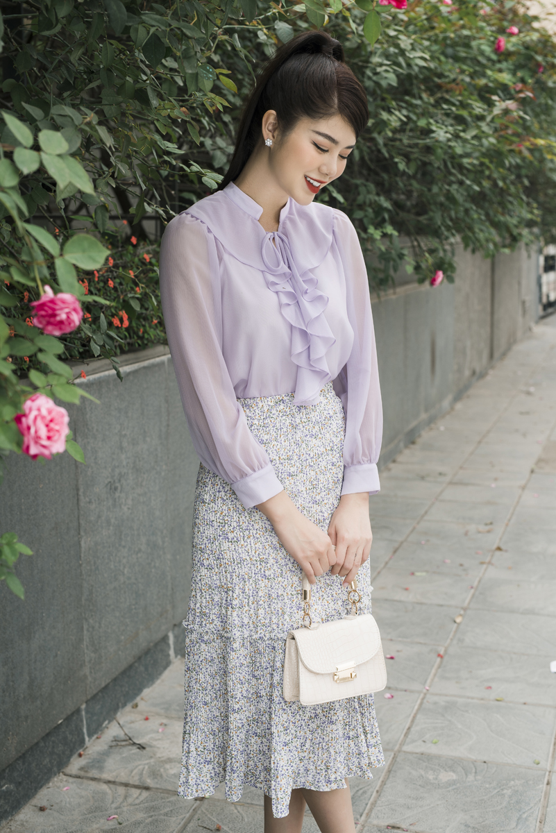 Chân váy hoa dập ly đuôi cao cấp | BigBuy360 - bigbuy360.vn