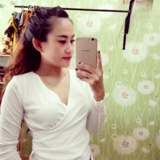 Áo nhũ chéo cổ tim