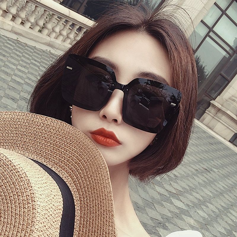 2021 mới retro kính râm vuông lớn không gọng kính râm nữ mặt tròn mỏng bóng râm kính mát kỳ nghỉ phiên bản Hàn Quốc kính
