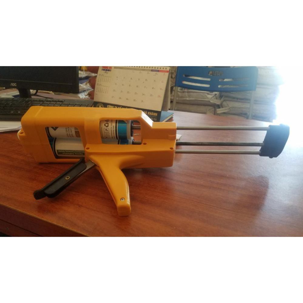 Súng bắn keo, bơm keo chà ron gạch -  Saveto
