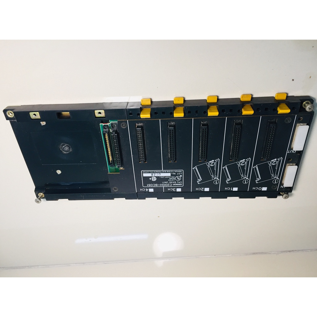CPU I/O Omron Backplane C200HW-BC051 5CH