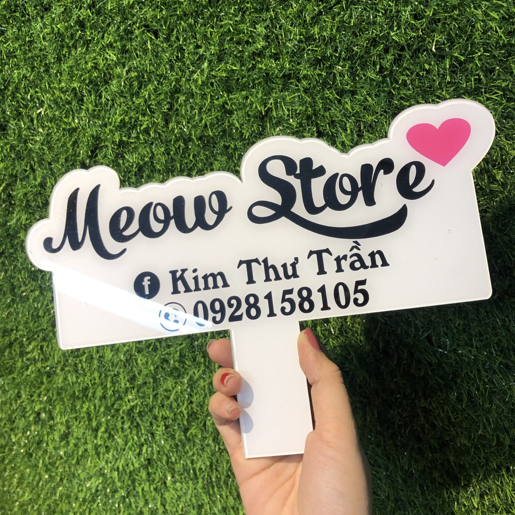 Bảng hiệu mica cầm tay - Thiết kế theo yêu cầu - in thông tin shop của bạn