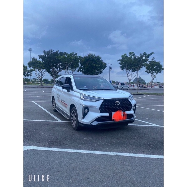 Bậc lên xuống, bệ bước chân cho Toyota Veloz mới nhất