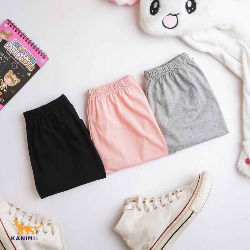 Quần legging đùi trơn basic bé gái 3-9Y