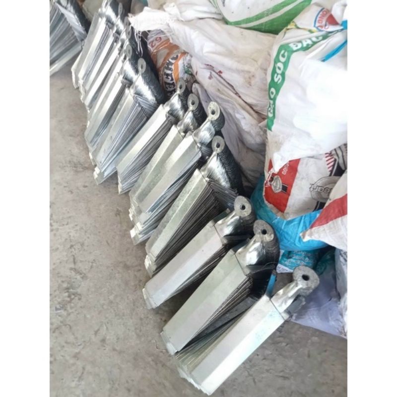 bàn nạo dừa sắt.tặng dao bào đa năng