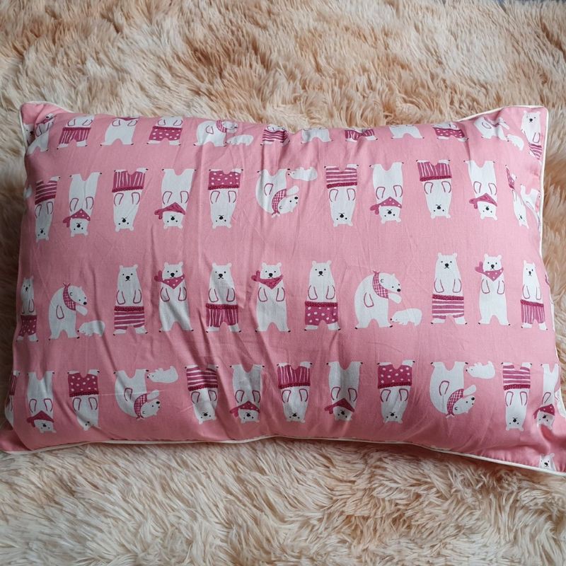 Gối trẻ em Muji cao cấp nhiều mẫu size 30x42cm. Chất liệu 100% cotton thoáng mát
