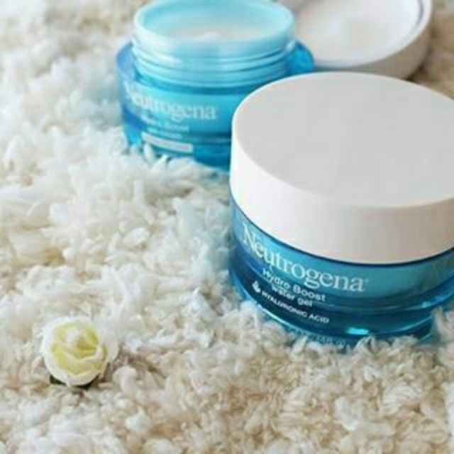 Dưỡng da Neutrogena Hydro Boost