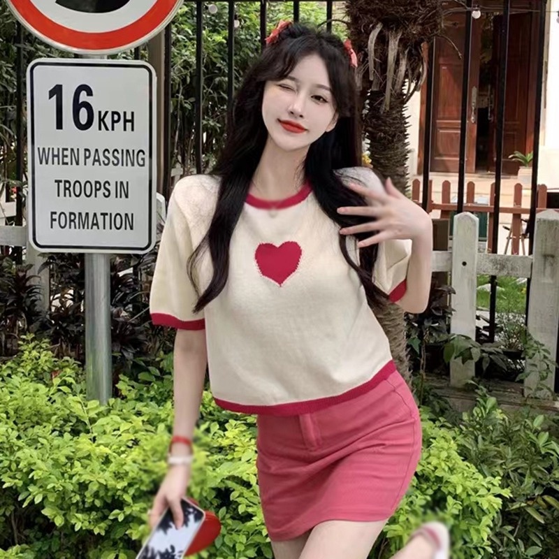 Áo Crop Top Tay Ngắn Dáng Rộng Phong Cách Hàn Quốc