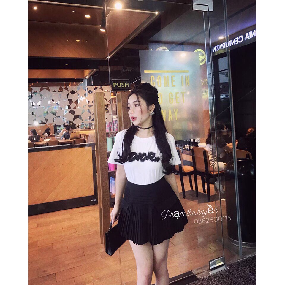 Chân váy xếp ly ngắn QC cực hot hit | BigBuy360 - bigbuy360.vn