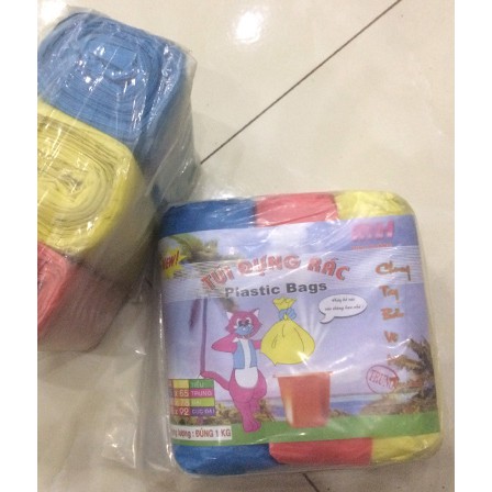 lốc 3 cuộn túi đựng rác size trung 1kg