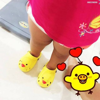 Dép vịt thái lan đủ màu cho bé