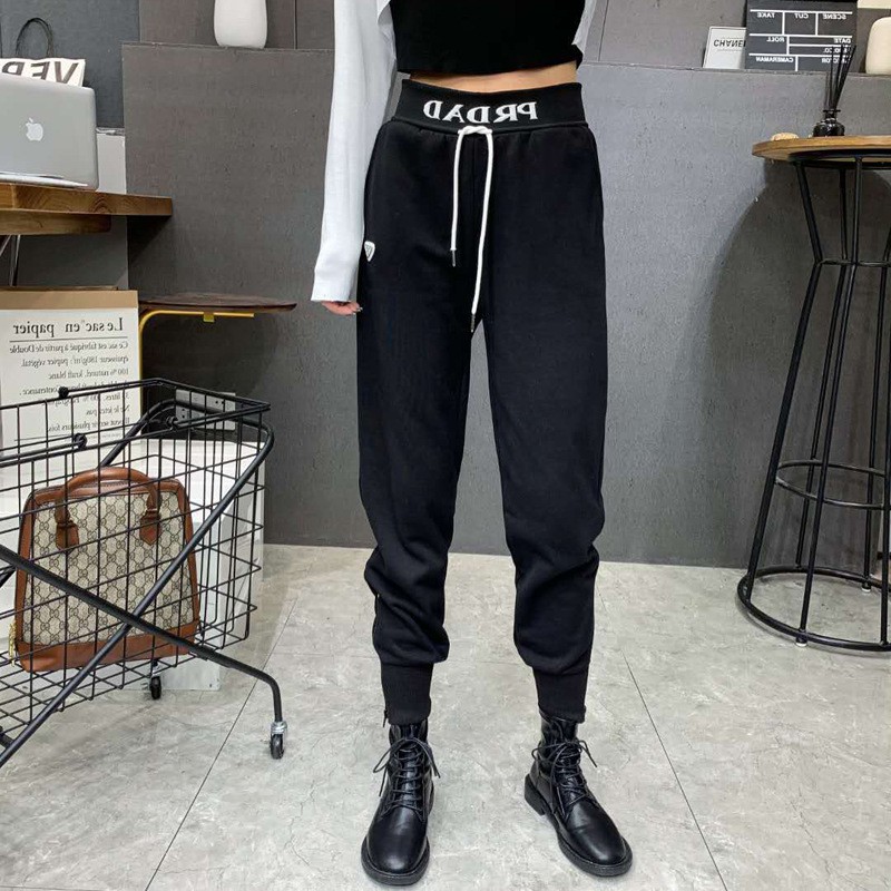 Quần bom bo gấu cá tính chất da cá xịn xò cạp chữ cá tính siêu hot ROSA BOUTIQUE