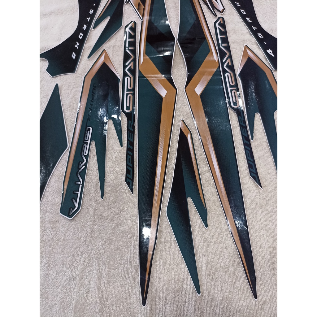 Bộ tem decal dán xe máy Yamaha Gravita màu xanh rêu thái siêu đẹp