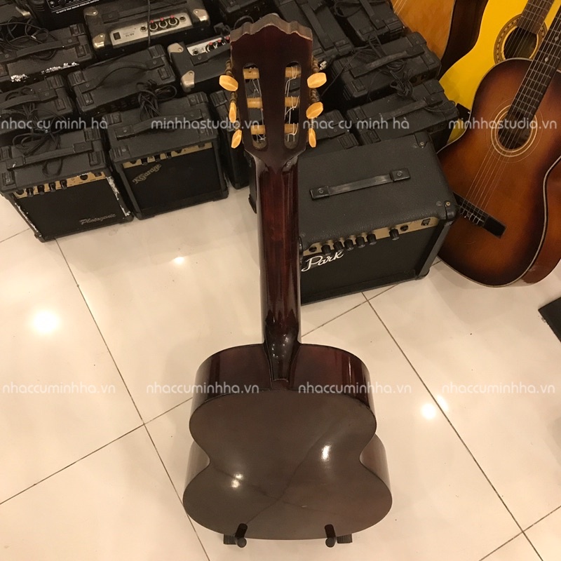 Đàn Guitar Classic Nhật Terada 400 #C08 đã qua sử dụng . Đàn Nylon Nhật đã qua sử dụng, cần thẳng, âm thanh hay