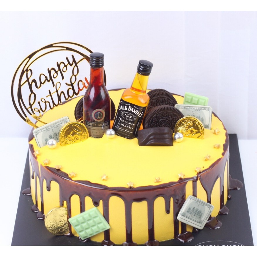 Mô hình chai rượu/bia trang trí bánh sinh nhật