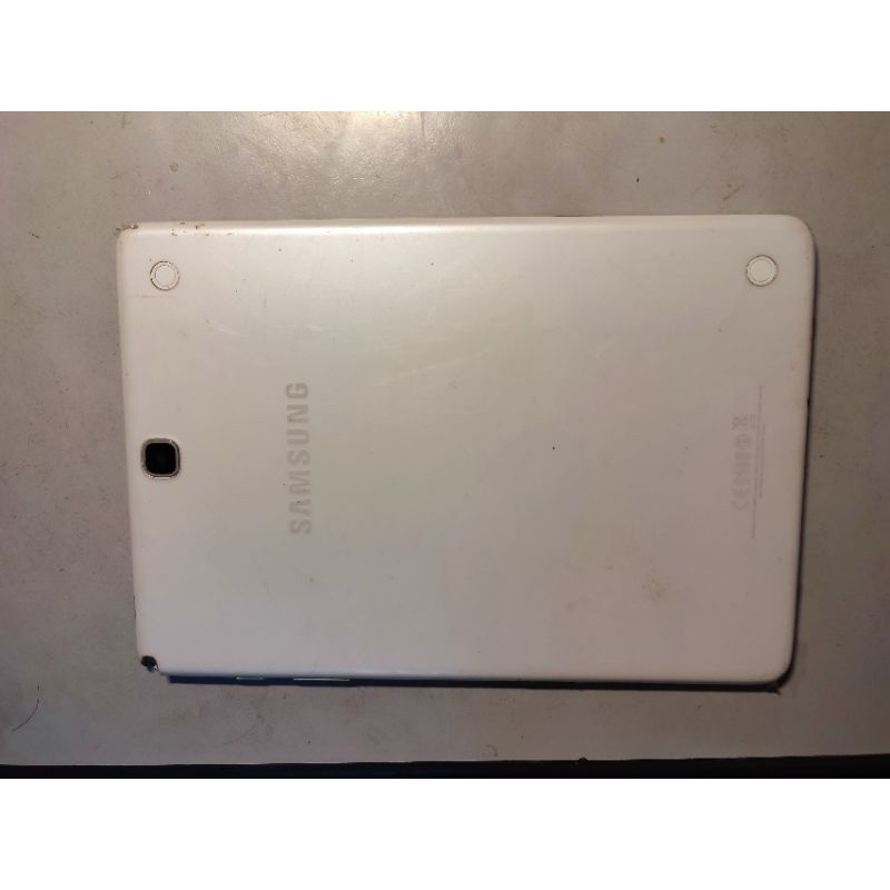 Máy tính bảng Samsung Tab 10 inch P555, có khe sim + thẻ nhớ