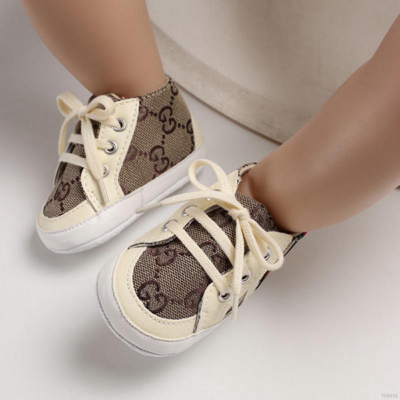 Giày sneaker đế mềm chống trượt cho bé