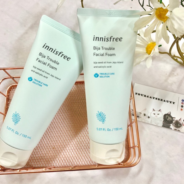 Sữa Rửa Mặt Dành Cho Da Mụn Innisfree Bija Trouble Facial Foam 150 ml