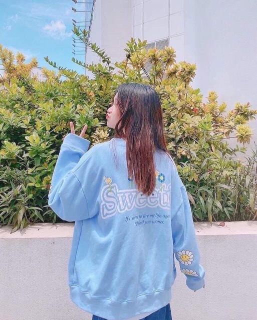 Áo khoác nỉ cadigan hoa cúc tay và lưng