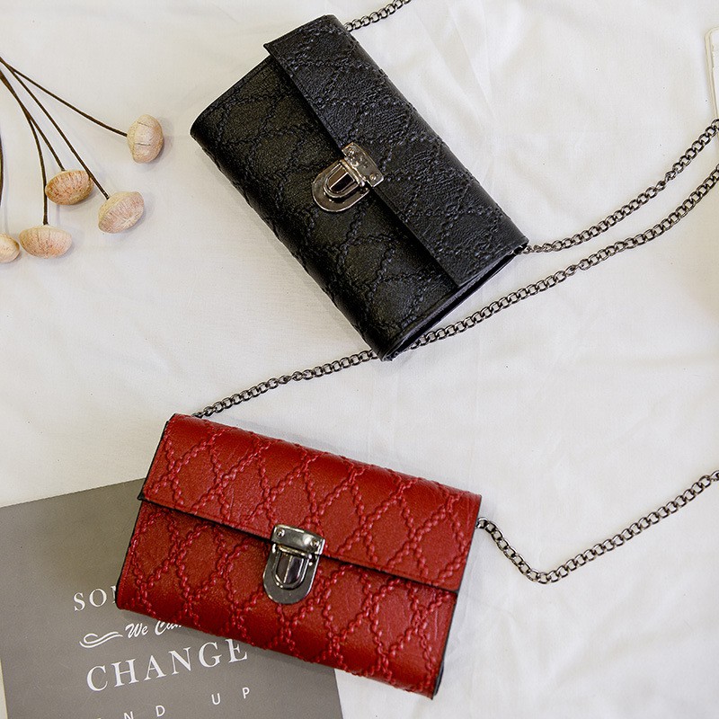 Ví cầm tay nữ 3941 dáng phong thư chất da mềm có dây đeo