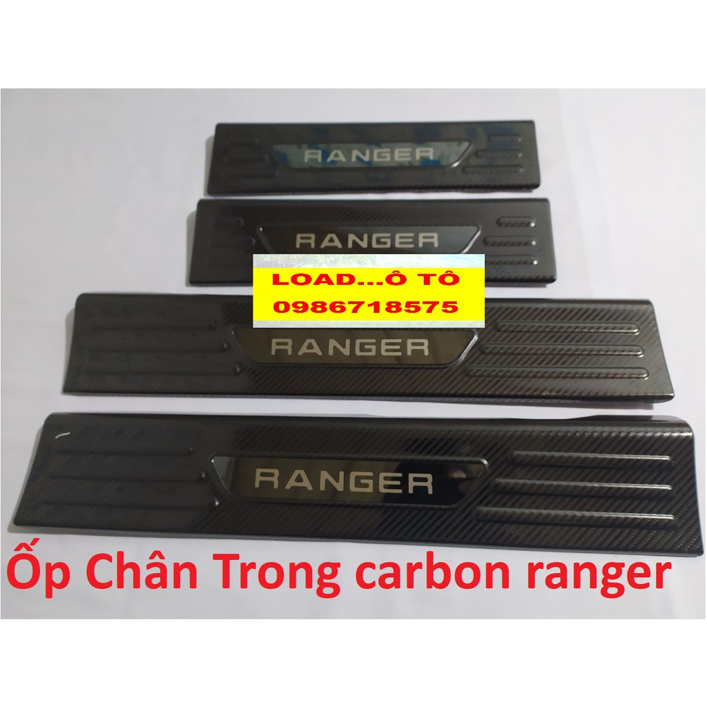 Ốp Bậc Cửa, Nẹp Bước Chân Trong Xe Ford Ranger 2022-2016 Chất Liệu Vân Carbon cao Cấp