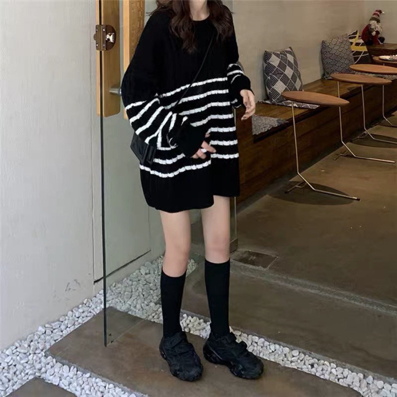 🔥SẴN🔥 Áo len dày dặn kẻ ngang đen trắng freesize