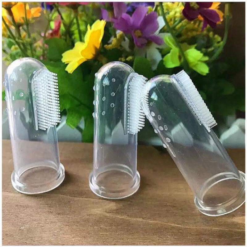 rơ lưỡi cho bé