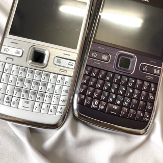 Điện Thoại Nokia E72 Hàng Chính Hãng Nguyên Zin có pin và sạc - Bảo Hành 12 Tháng