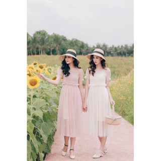 ĐẦM REN TIỂU THƯ NHÚN NGỰC