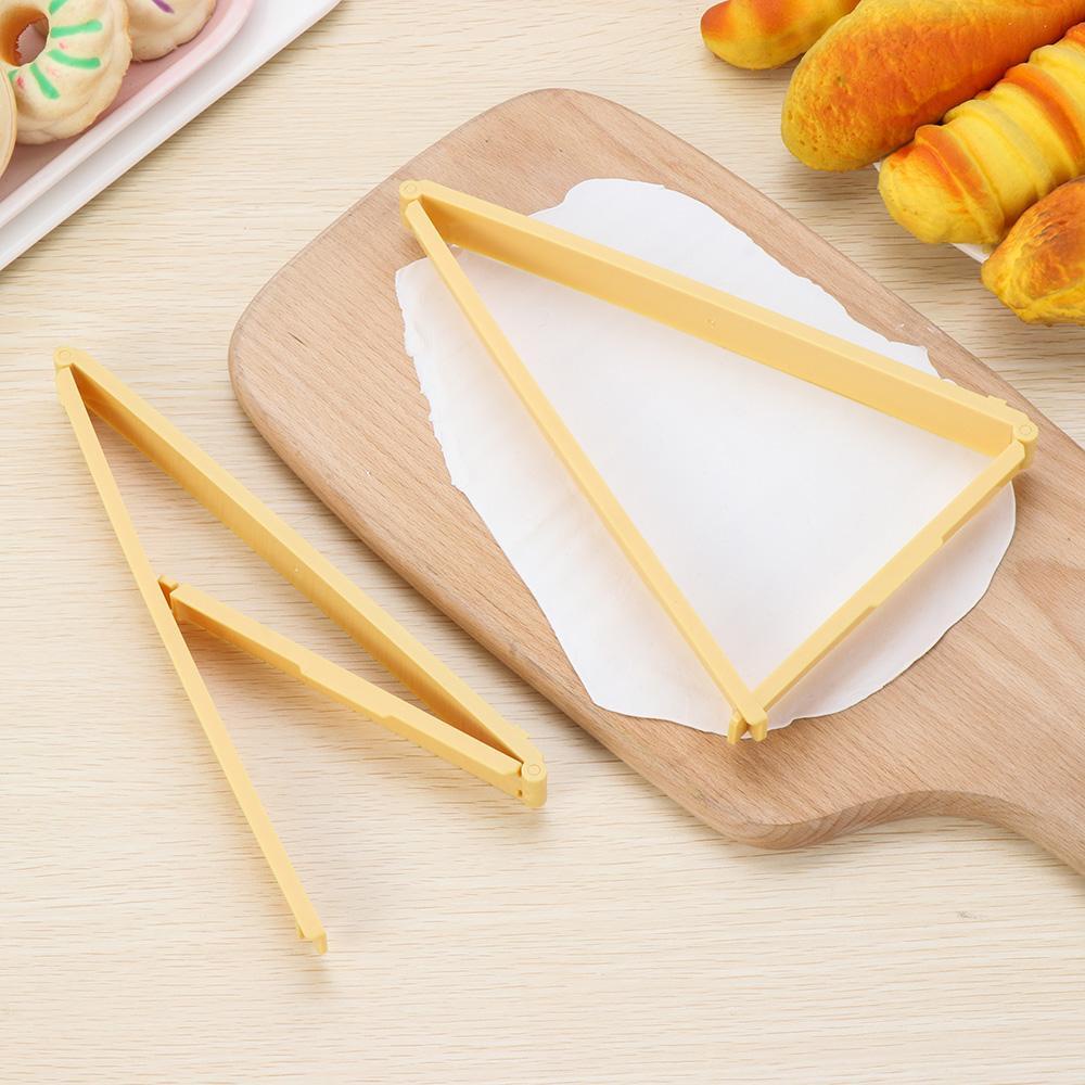 Dụng Cụ Cắt Bột Làm Bánh Sừng Trâu Tiện Dụng