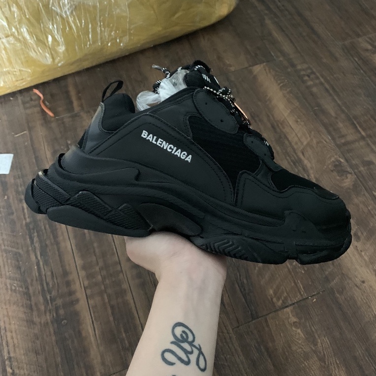 Giày Sneaker Nam Nữ Balen Triple S Full Đen