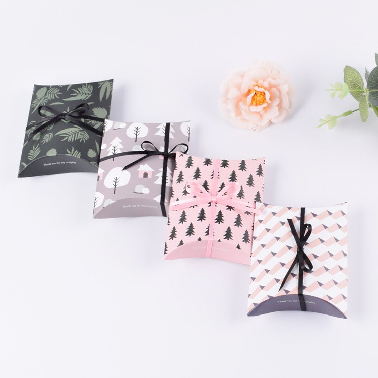 Hộp đựng quà, bánh kẹo, đồ trang sức họa tiết hoa lá – TQ10