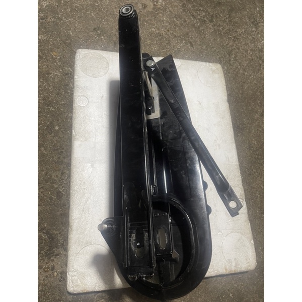 Càng hộp xích wave a 110 hon đa.