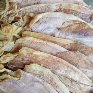 Nửa ký Khô mực loại 1 ( 6 -7 con)