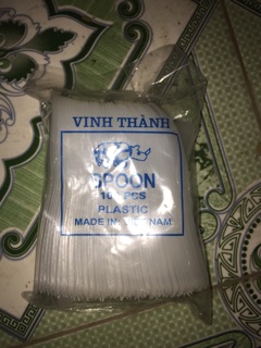 THÌA NHỰA DÙNG 1 LẦN