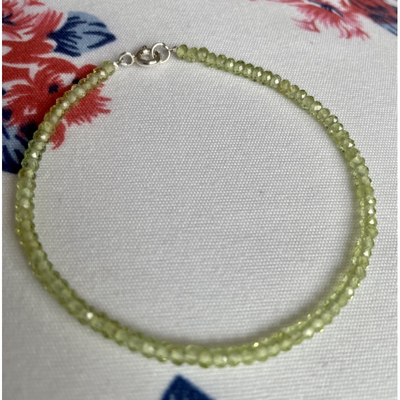Vòng tay Prehnite