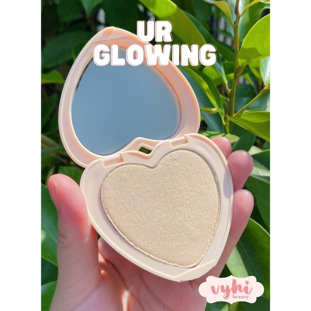 Phấn bắt sáng Colourpop Pressed Powder bản trái tim