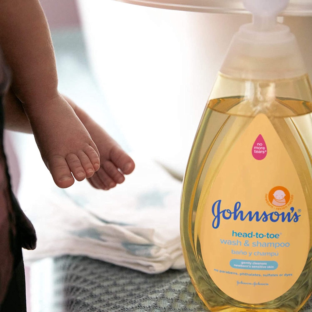 Johnson's Head-to-Toe Gentle Tear-Free Baby & Newborn Wash & Shampoo 800ml- Sữa tắm gội dành cho trẻ sơ sinh