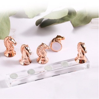 Đế làm nail nam châm con ngựa mới