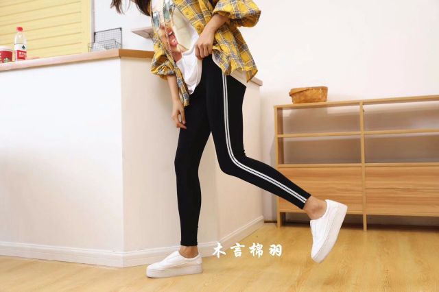 FREESHIP 99K TOÀN QUỐC_Quần legging 1 sọc to | BigBuy360 - bigbuy360.vn