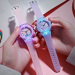 Đồng hồ đèn LED mặt Hello Kitty xinh xắn | BigBuy360 - bigbuy360.vn