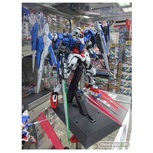 Mô Hình Gundam Bandai PG 00 Raiser 1/60 - GDC