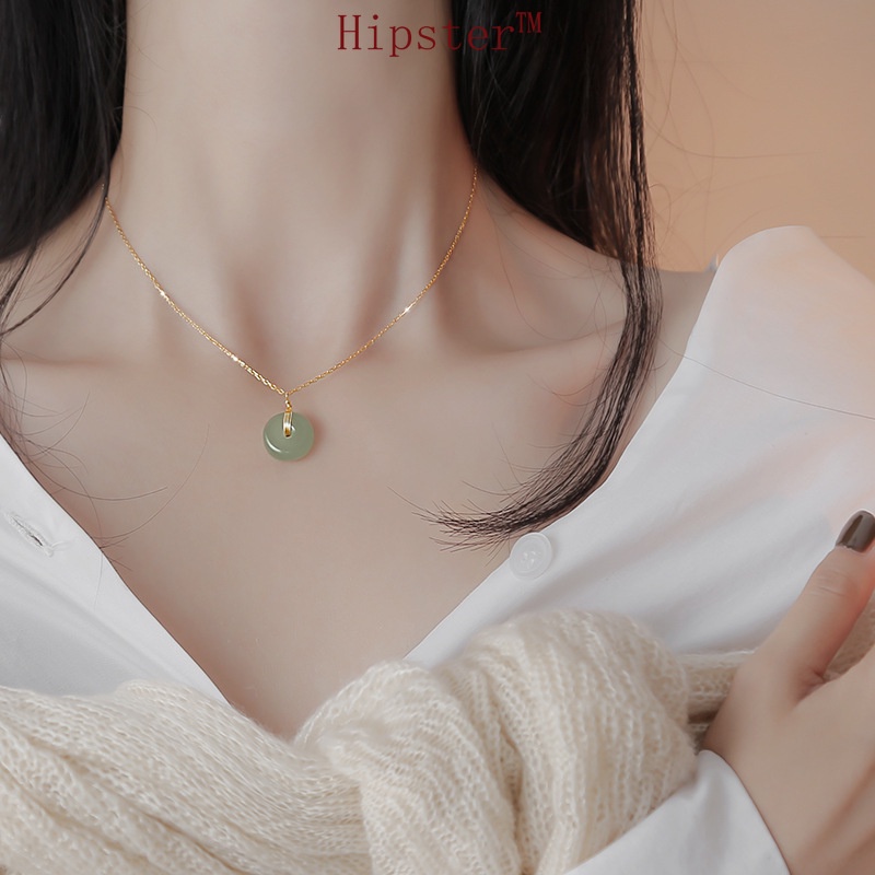 Vòng cổ Mặt Đá Ngọc Bích Cổ Điển Sang Trọng