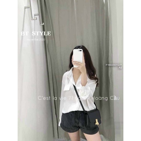 Áo sơ mi viền ren cổ trụ