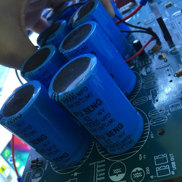 Tụ nguồn 63v/10000uF Đài loan