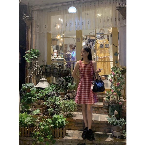 Váy hai dây cổ vuông kẻ caro đáng yêu dễ thương